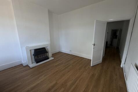 Foleshill Road, Coventry photo 2