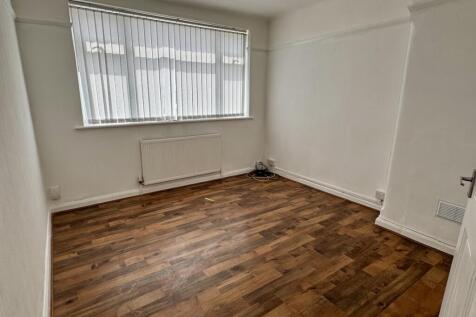 Gautby Road, Birkenhead, CH41 7DR photo 5