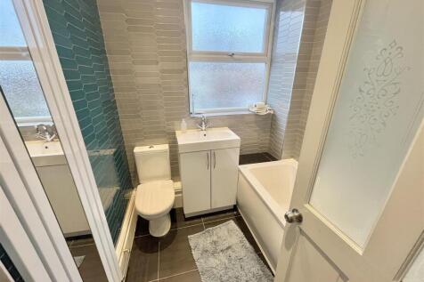 First Floor Bathroom