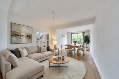 church living room 2066.jpg