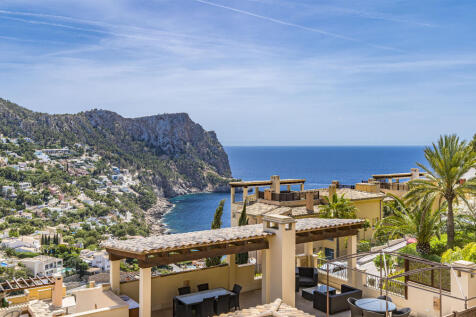 Stunning sea views