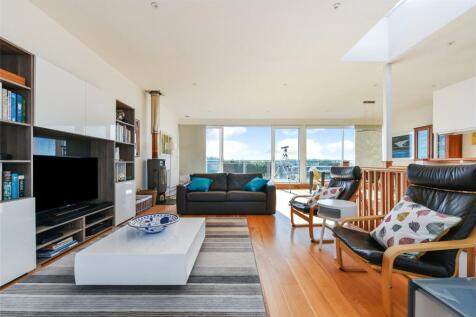 Kitch/Dining/Sitting