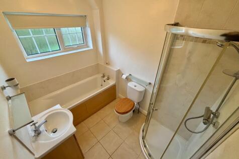 Canterbury Drive, Ashby-De-La-Zouch, LE65 photo 4
