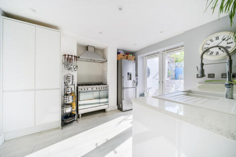 1346654-11-68b20b...