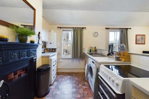 Flat 5 Open Plan Kitchen/ Living Room