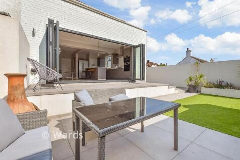 External Lifestyle Photograph