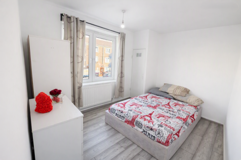 Garnies Close, Peckham, London photo 4