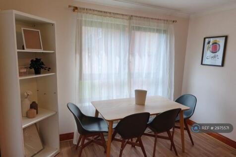 Living Room / Dinning Room