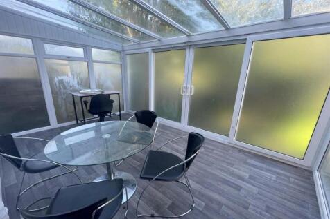 Large conservatory