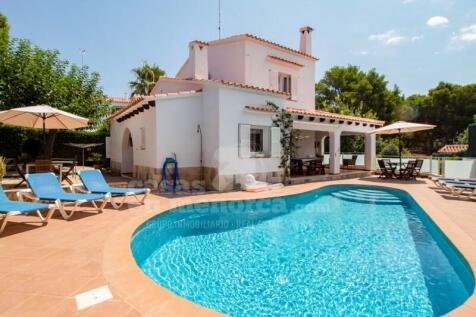 Licensed villa in Arenal d'en Castell - Menorca