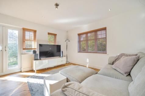 Elmstead Lane, Chislehurst, Kent, BR7 photo 3