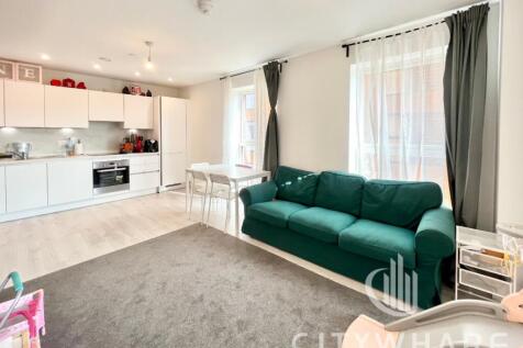 2-bed flat on Flat , Tabbard Apartments, East Acton Lane, London, £2,700/mo