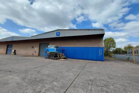 7 Deans Road - External.jpg