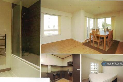 Hall, Bedroom, Kitchen &amp; En-Suite