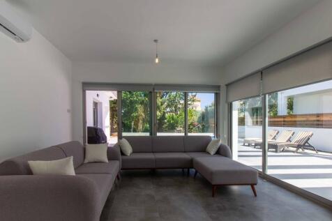 4 bedroom brand new modern design villa + private pool + rooftop terrace + large plot size Image 9999 2