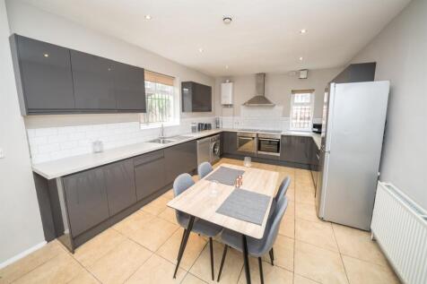 90 Upper Hanover Street, City Centre, S3 photo 4