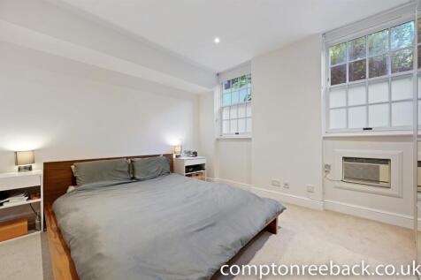 CR - 89 South Lodge - Bedroom 1.jpg