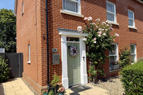 4 Bedroom Semi Detached for Sale in Felixstowe | 