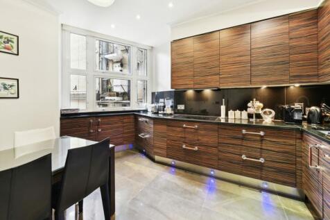 Bickenhall Mansions