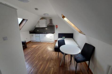 4 - 6 High Street, Slough photo 4