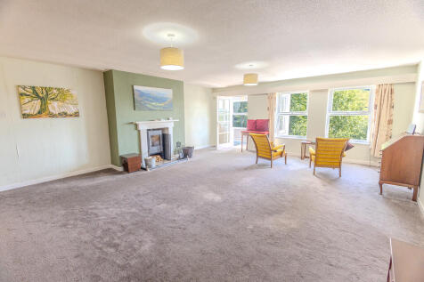Main Lounge