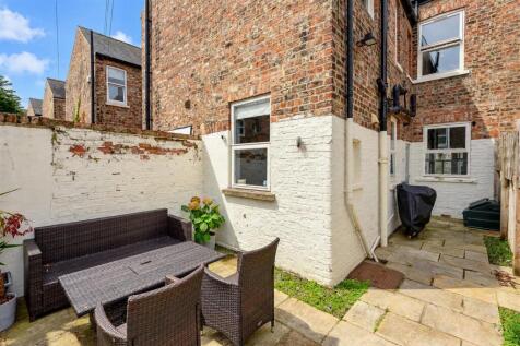 COURTYARD 2