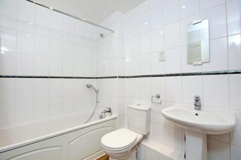 47 Longbourne 142...