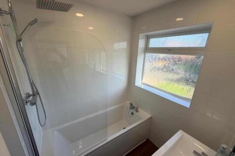 Chichester Drive photo 5