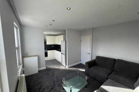 Lounge/Kitchen