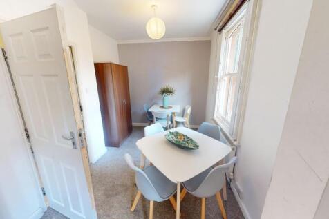 38 Lawson Street, Nottingham, NG7 4AW photo 3