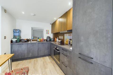 CAM05016G0-PR0035-ST