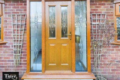 CAM02176G0-PR0427...