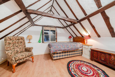 1369356-5-68f1101...