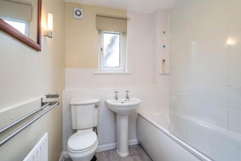 9Bathroom-21