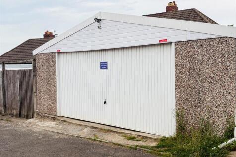 6 - Garage 20062025.jpg