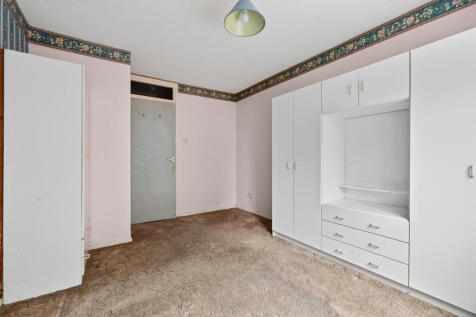 Bedroom (2)