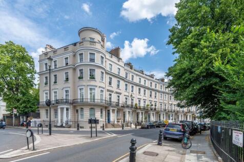 Royal Crescent, Holland Park, London, W11 photo 3