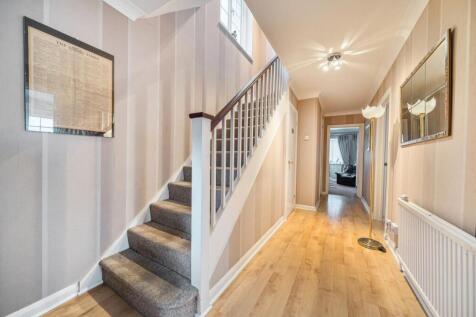 Davidson Frost-Wellings, DFW, Jellicoe Gardens, St