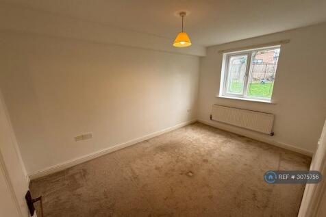 Thurnscoe, Rotherham, S63 photo 4