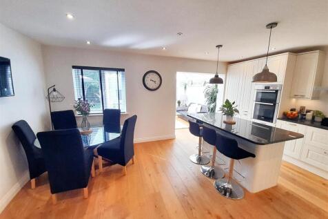 Kitchen dining room 1 new.jpg