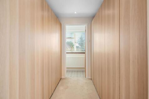 Bedroom 2 Dressing Area