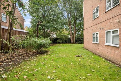 Rowan Close, Ealing photo 4