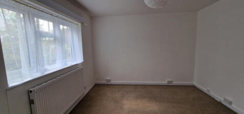 REAR BEDROOM