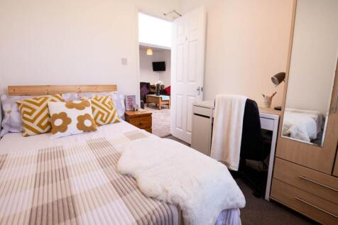 21crowngardens_stude