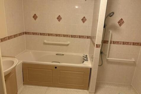Risingholme Court, Heathfield, East Sussex, TN21 8GB photo 4