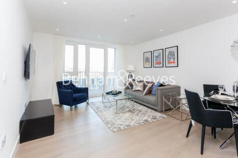 Bright &amp; Spacious