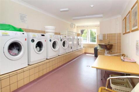 Communal Laundry Roo