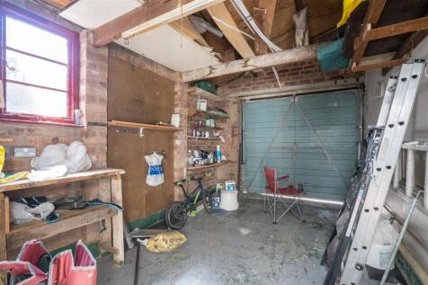 Side Garage