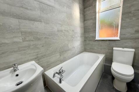 Lombardy Grove, Meir, ST3 photo 4