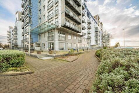 MFL4257490_044.jpg